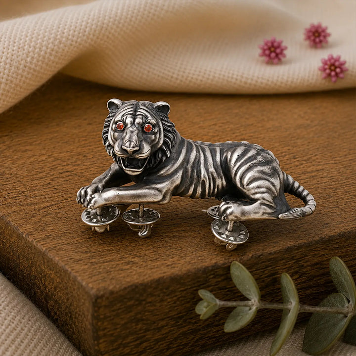 Majestic Lion Silver Brooch - Made With Pure 925 Silver