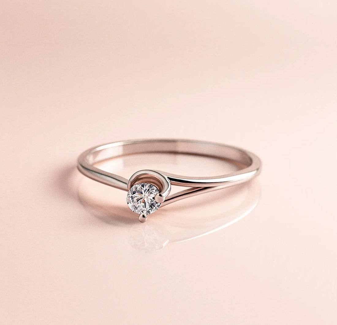 Heart-Hug Solitaire Silver Ring - Made With Pure 925 Silver