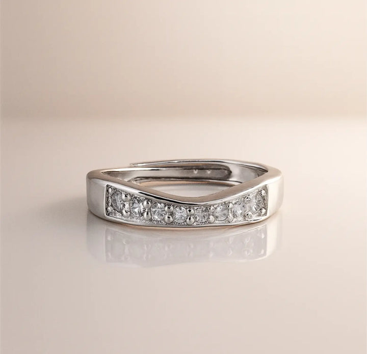 Pure Silver Sleek Diamond-Cut Band Ring - Made With Pure 925 Silver