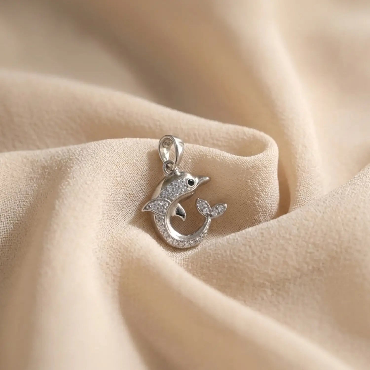 Charming Dolphin Design Pure Silver Pendant - Made With 925 Pure Silver