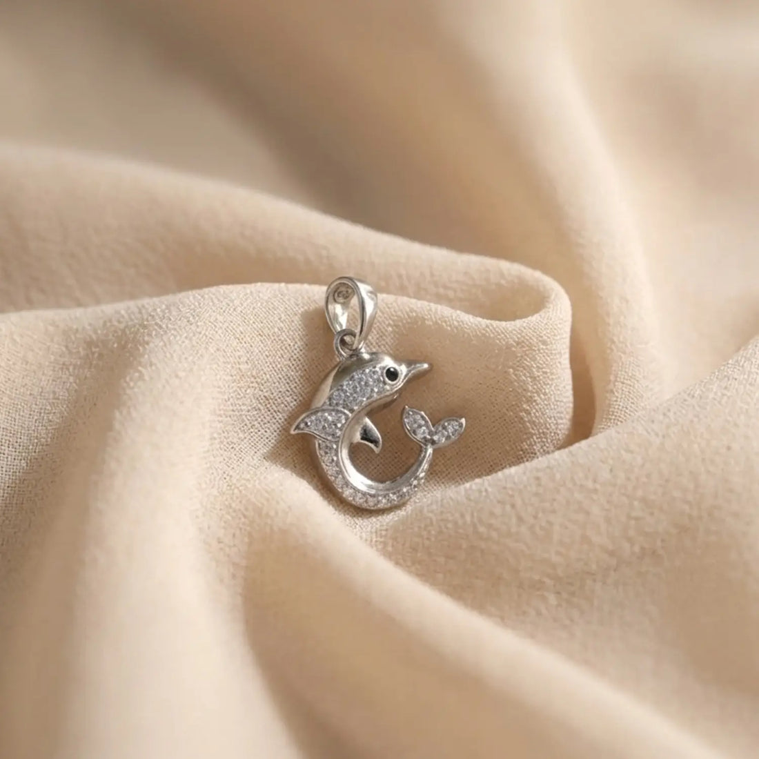 Charming Dolphin Design Pure Silver Pendant - Made With 925 Pure Silver
