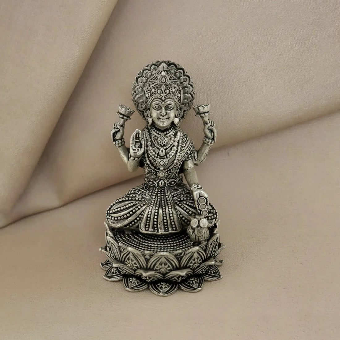 Antique pure Silver Goddess Lakshmi Idol- Made With Pure 925 Silver
