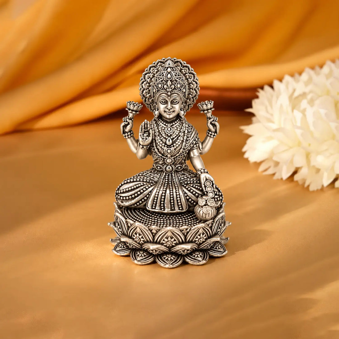 Antique pure Silver Goddess Lakshmi Idol- Made With Pure 925 Silver