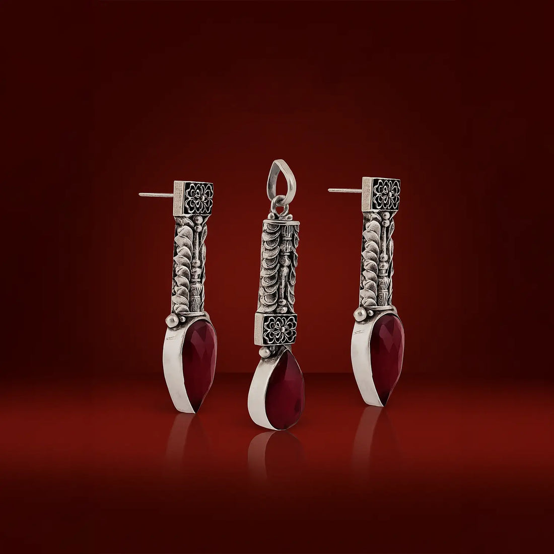 Antique Silver Pendant Set with Deep Red Stone- Made With Pure 925 Silver