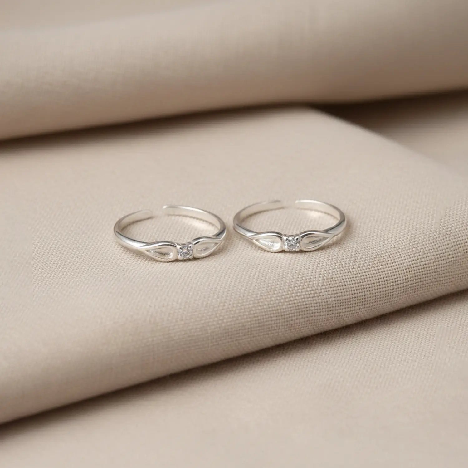 Elegant Infinity Sparkle Toe Rings- Made With Pure 925 Silver