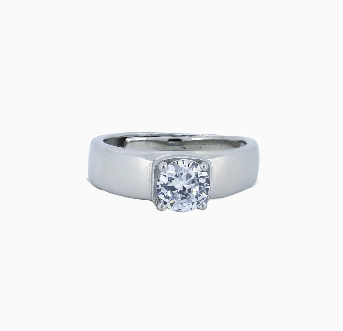 Elegant Solitaire Silver Ring - Made With Pure 925 Silver