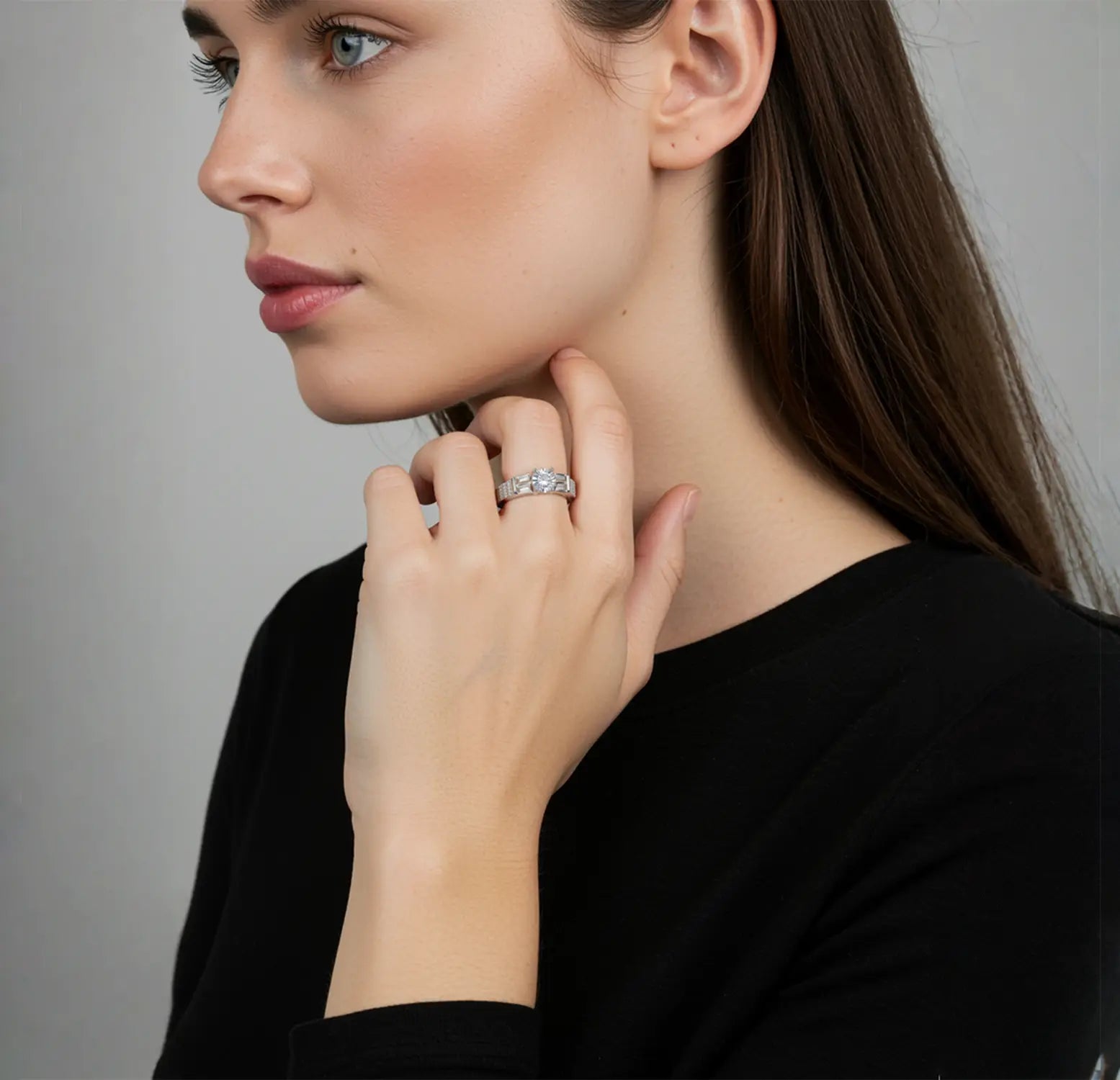 Elegant Silver Ring with Cubic Zirconia Stones - Made With Pure 925 Silver