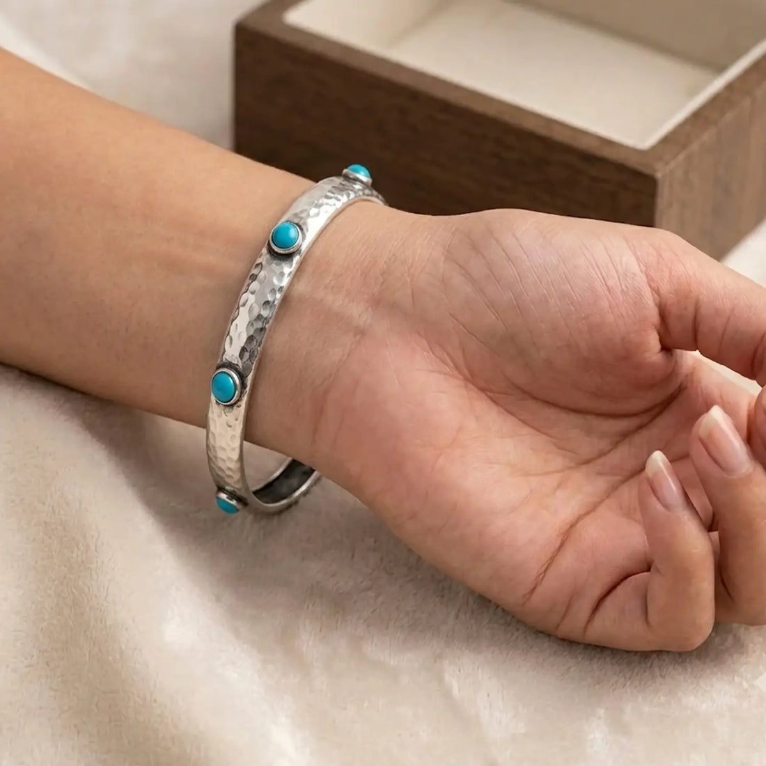 Hammered Silver Kada with Blue Stone Accents - Made With Pure 925 Silver