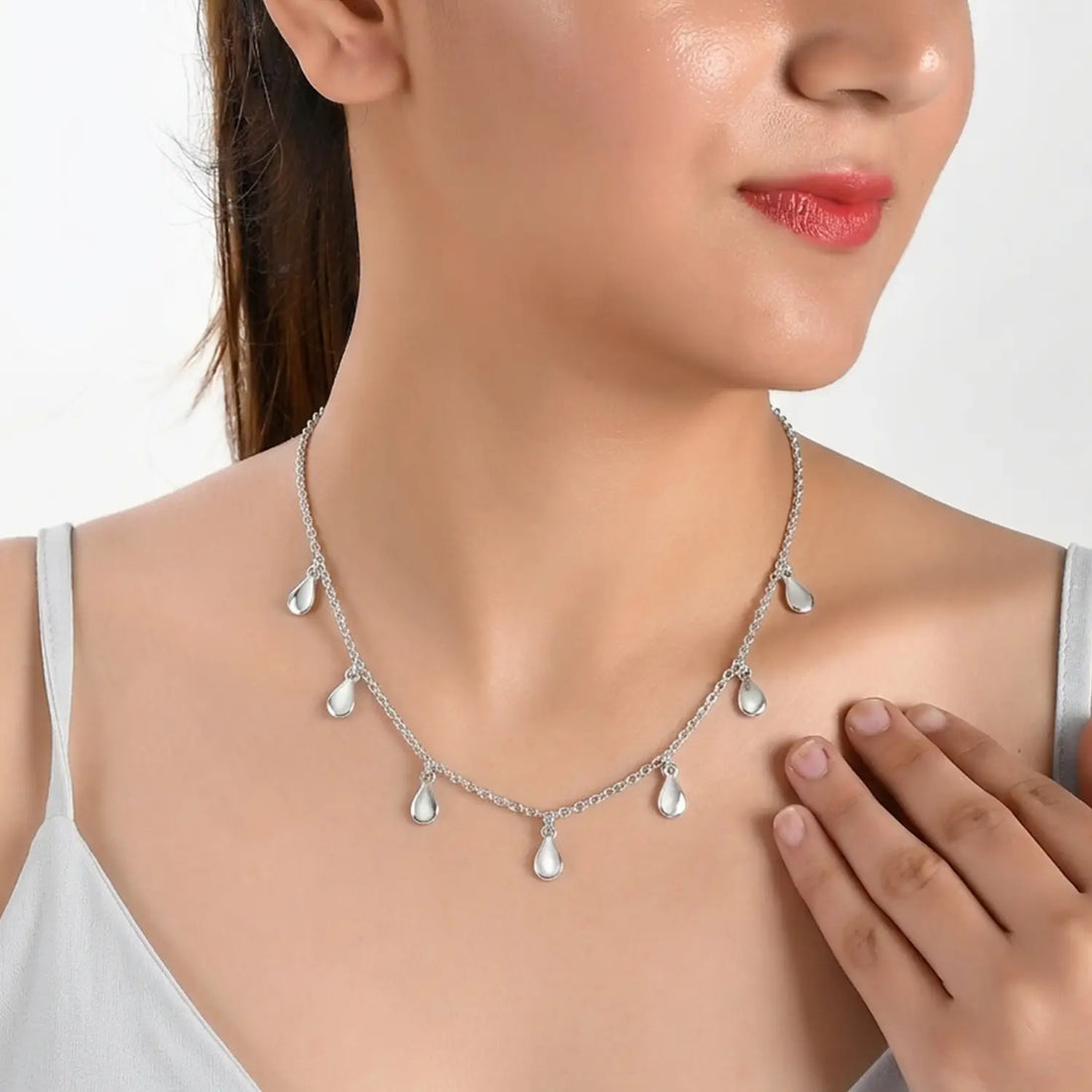Elegant Teardrop Charm Silver Chain - Made With Pure 925 Silver