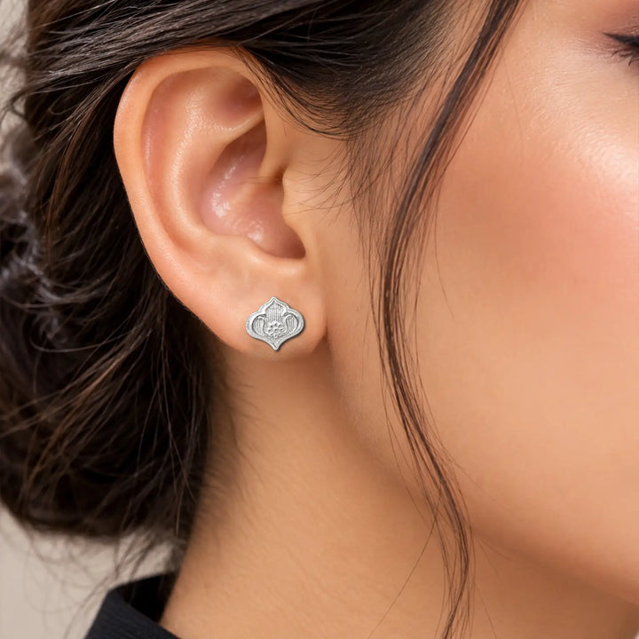 Elegant Floral Leaf Silver Stud Earrings - Made With Pure 925 Silver