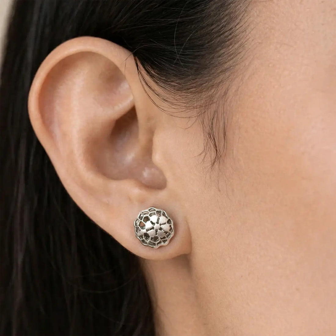 Elegant Floral Mandala Pure Silver Pendant & Earrings Set - Made With Pure 925 Silver