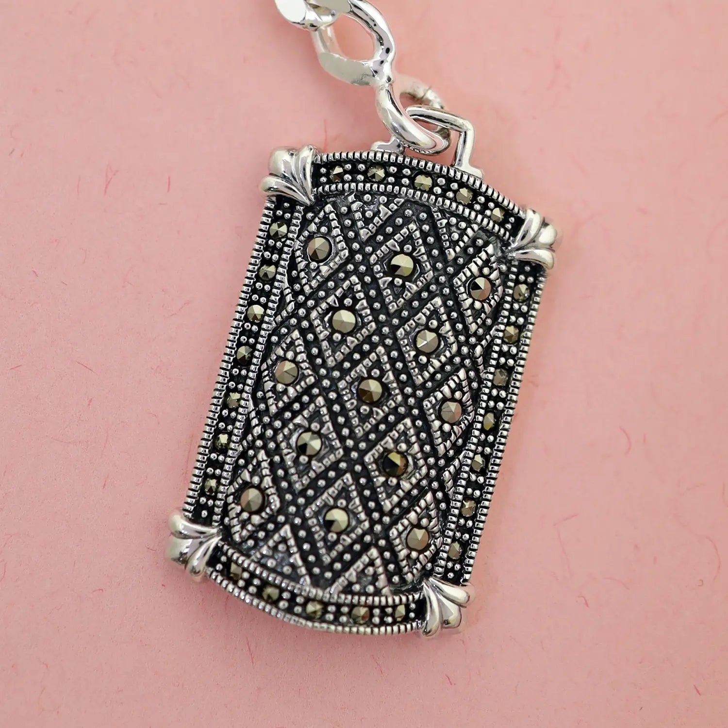Vintage Majesty Silver Keychain - Made With Pure 925 Silver