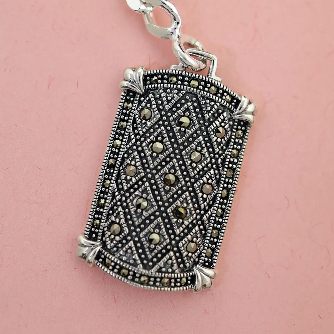 Vintage Majesty Silver Keychain - Made With Pure 925 Silver