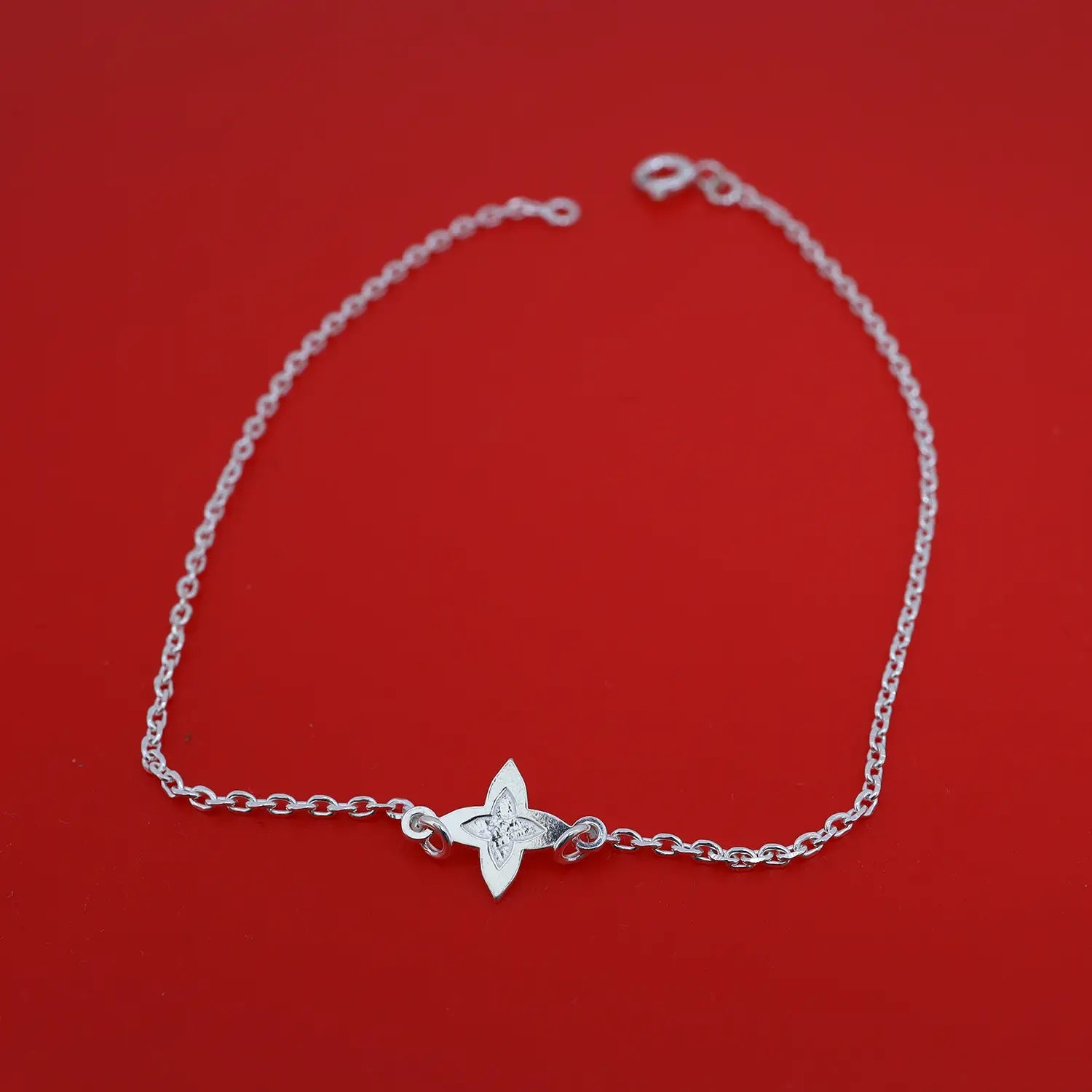 Elegant Floral Silver Bracelet - Made With Pure 925 Silver