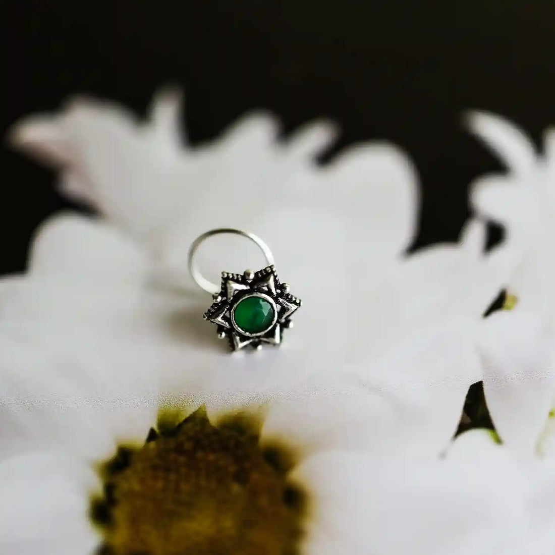 Vintage Star Motif  Silver Nose Ring – Green Stone- Made With Pure 925 Silver