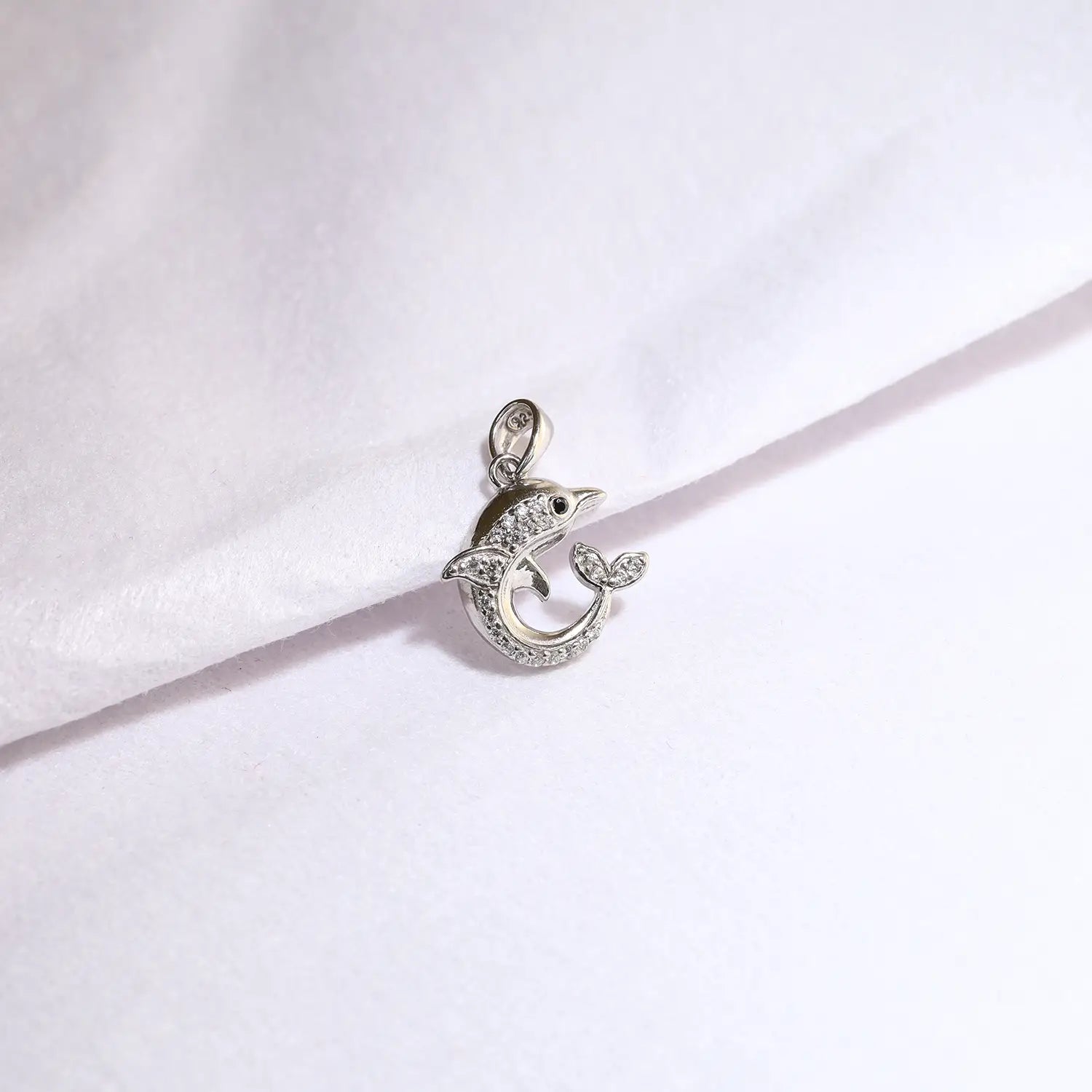 Charming Dolphin Design Pure Silver Pendant - Made With 925 Pure Silver