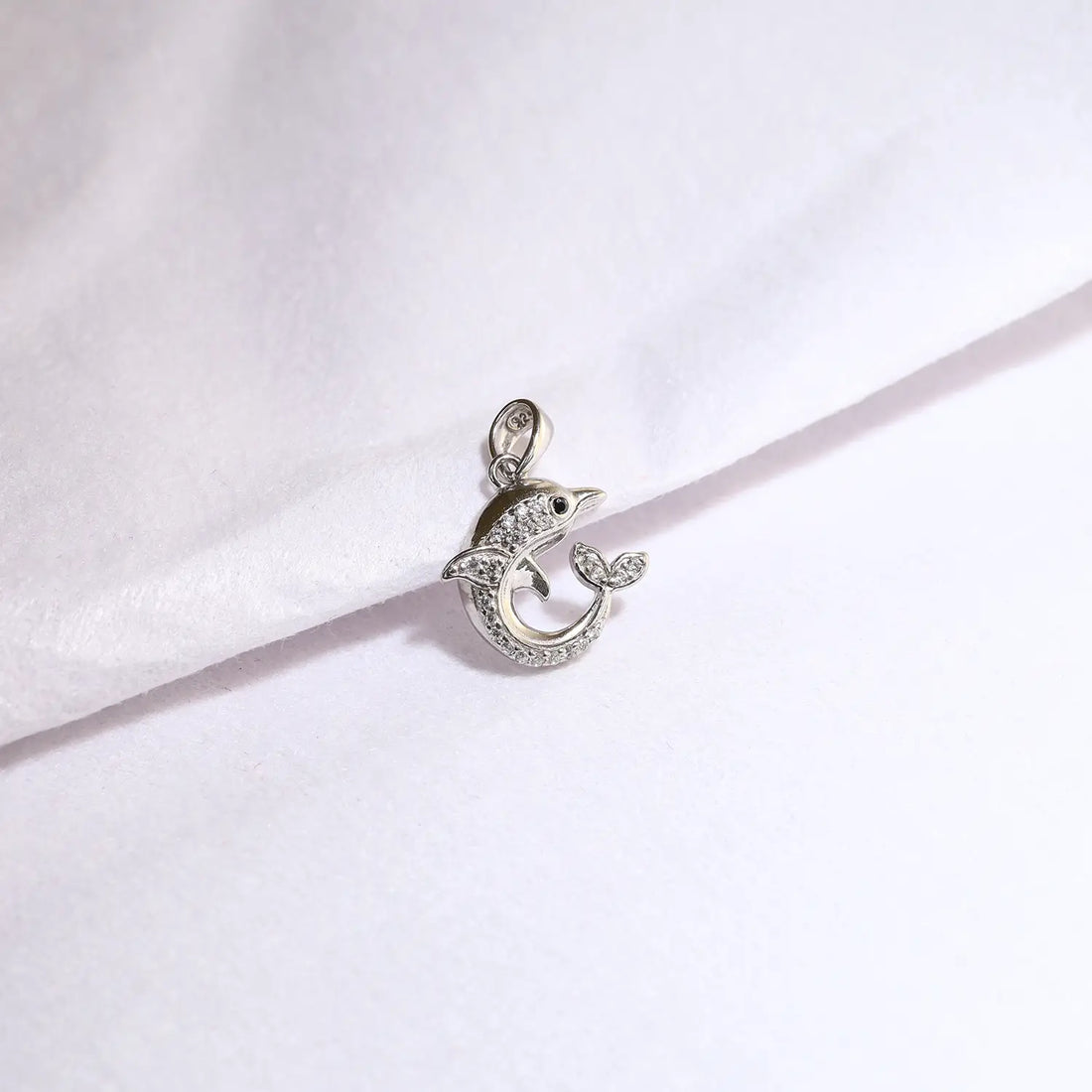 Charming Dolphin Design Pure Silver Pendant - Made With 925 Pure Silver