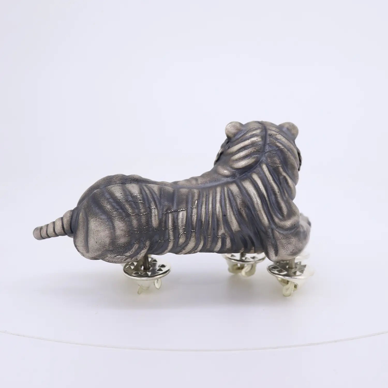 Majestic Lion Silver Brooch - Made With Pure 925 Silver