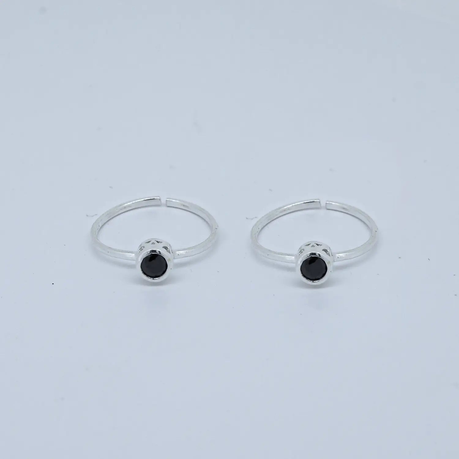 Minimalist Pure Silver Adjustable Toe Ring with Black Stone- Made With Pure 925 Silver