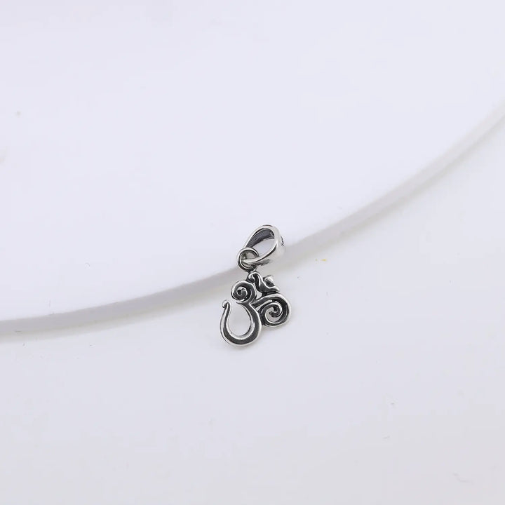 Elegant Pure Silver Om Pendant - Made With 925 Pure Silver