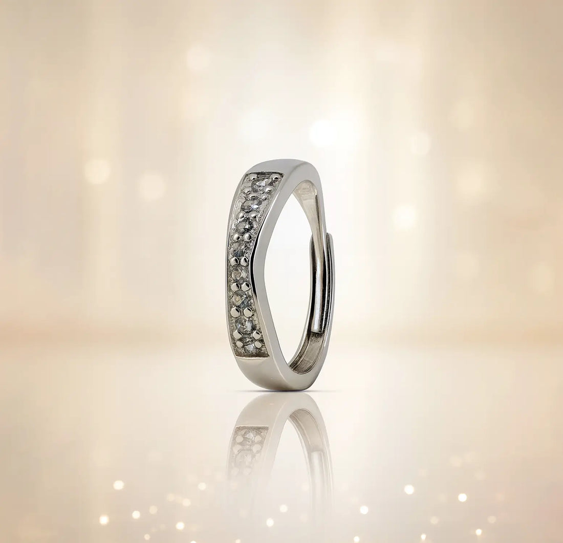 Pure Silver Sleek Diamond-Cut Band Ring - Made With Pure 925 Silver