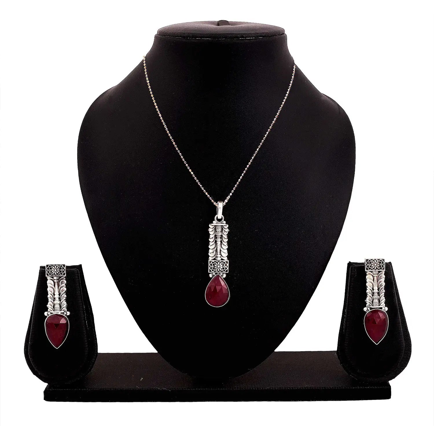 Antique Silver Pendant Set with Deep Red Stone- Made With Pure 925 Silver
