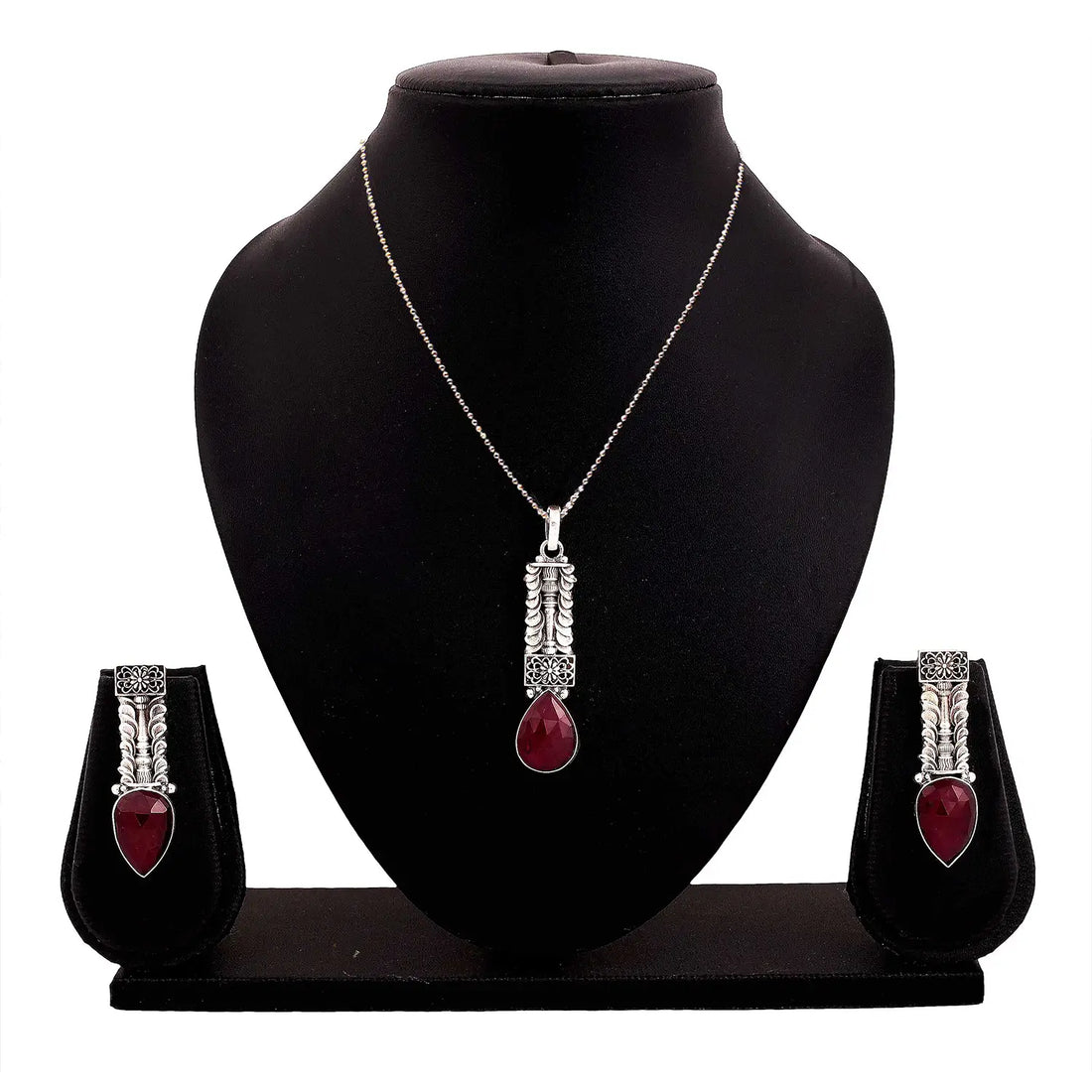 Antique Silver Pendant Set with Deep Red Stone- Made With Pure 925 Silver