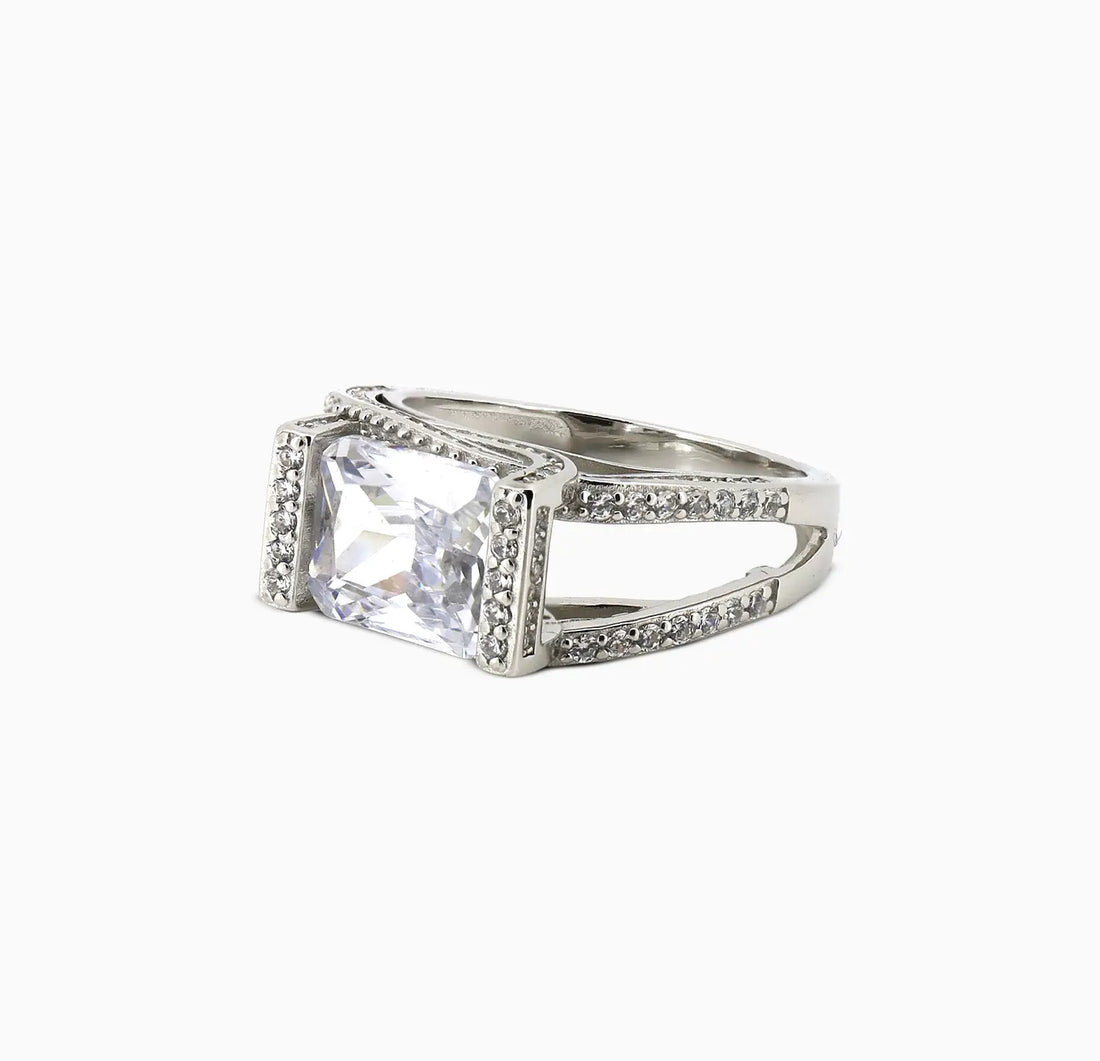 Elegant Princess-Cut Silver Ring - Made With Pure 925 Silver
